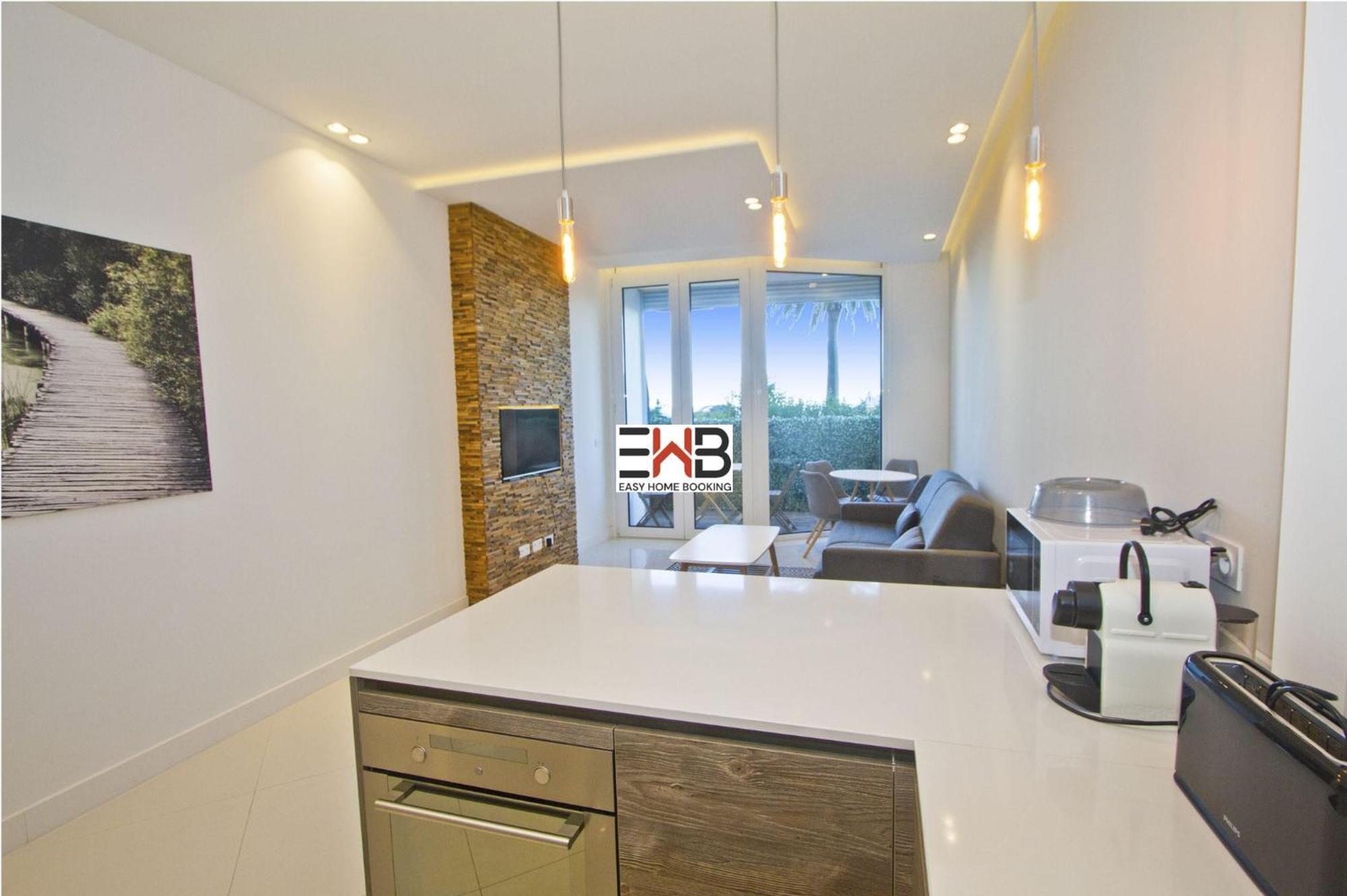 ניס Sea View- Easy Home Booking מראה חיצוני תמונה